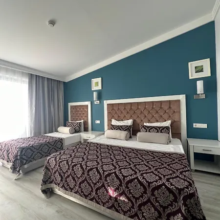 Üdülőközpont Sl La Perla Kemer