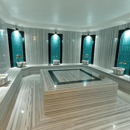 Üdülőközpont Sl La Perla 4*