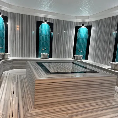Üdülőközpont Sl La Perla 4*