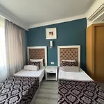 Sl La Perla 4* 凯梅尔