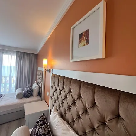 Sl La Perla Feriested