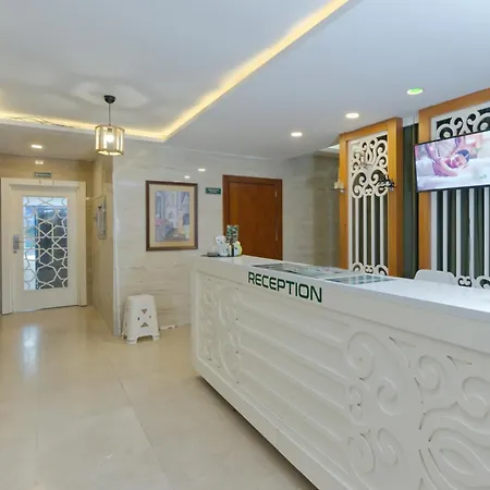 Sl La Perla Kemer 度假村 *