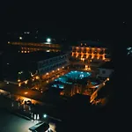 Sl La Perla 4* كمر