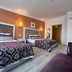 Sl La Perla Resort 4*